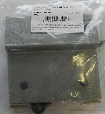 [11541] 750/550 TOOLHOLDER/ WRENCHES